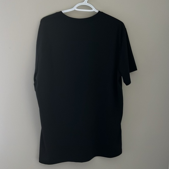 Fake Adidas Black Short Sleeve Tee with Iconic Logo - Picture 2 of 4